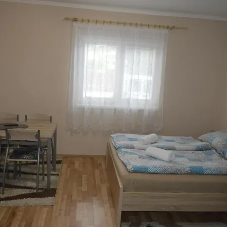 Karina Veľký Meder