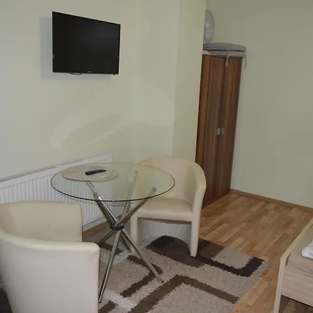 Karina * Veľký Meder