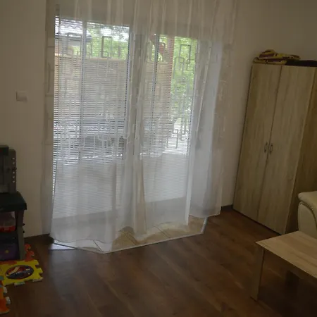 Karina Вельки-Медер