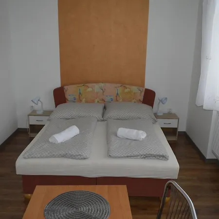 Karina Вельки-Медер